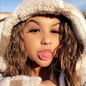 Meet your Posher, Jaylia